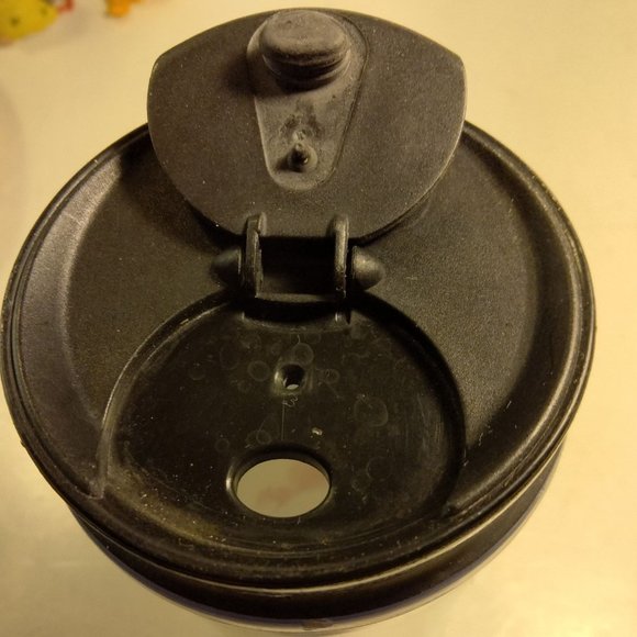 Starbucks Cup Winter Sledding Scene 2011 Blue white 8 OZ - Picture 12 of 14